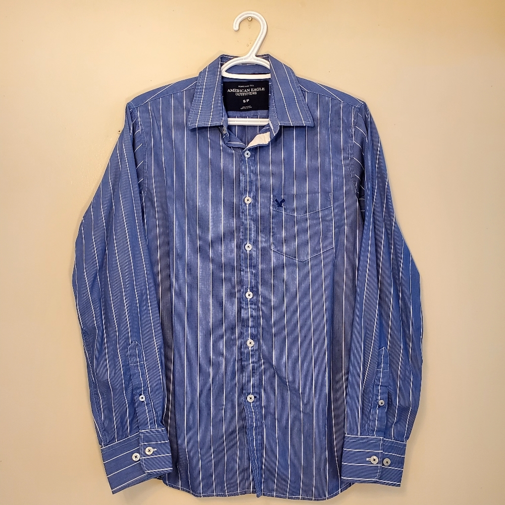 American Eagle Outfitters Blue White Stripes Button Up Long Sleeve Men US Small